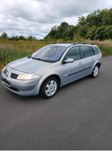Renault Megane 2.0 L benzines - Renault Megane aus 2004: Kombi