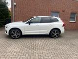 Volvo XC60 R-Design B4 AWD/Panorama/Stdhzg... - Volvo Gebrauchtwagen in Minden