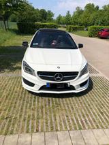 Mercedes-Benz CLA 200 Shoot. Blake AMG Line  - Mercedes-Benz CLA 200 Shooting Brake: Weiß