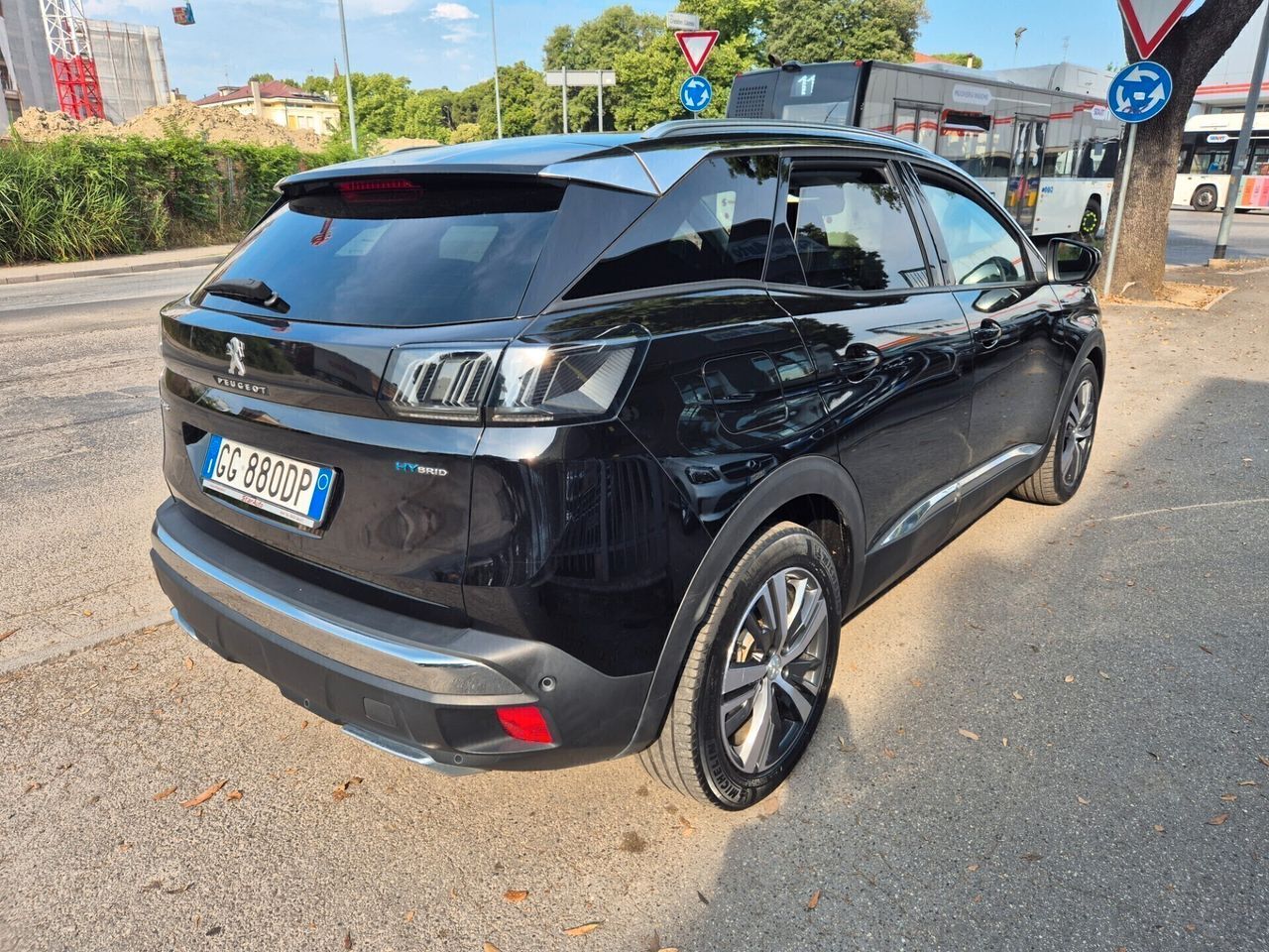 Peugeot 3008 Hybrid 225 e-EAT8 Allure Pack imagem 3