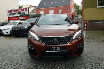 Fahrzeugabbildung Peugeot 3008 Active, Navi, PDC vo+hi