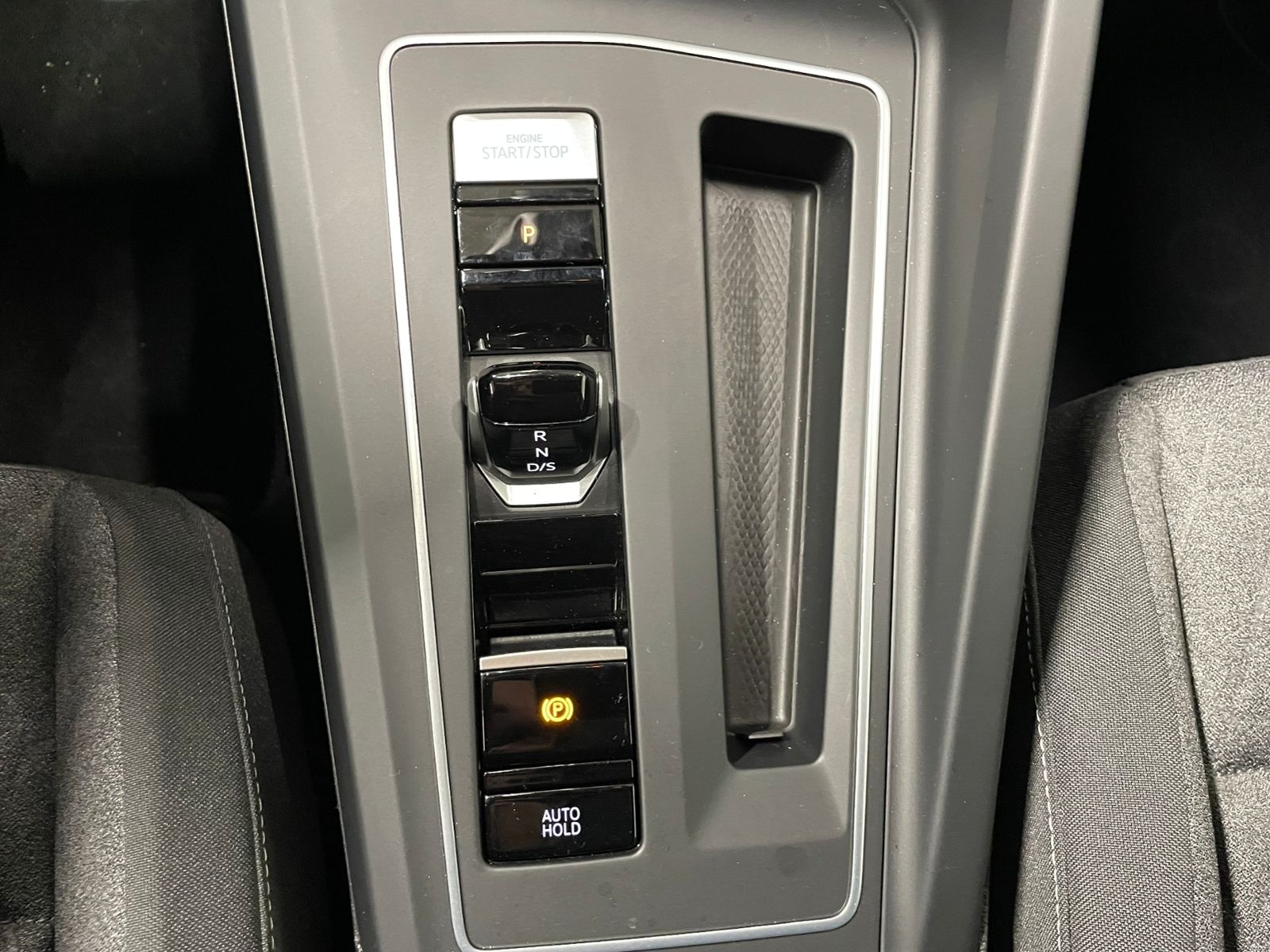 Golf VIII Variant Move 1.0 eTSI DSG LED NAVI ACC