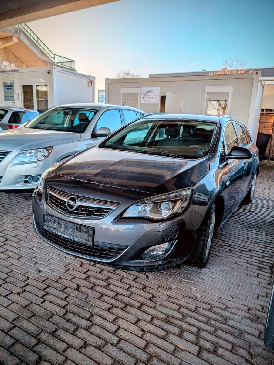 Opel Astra 1.6 J Sports Tourer Sport