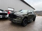 Dodge RAM 1500 HEMI 5.7L CREW CAB LARAMIE SPORT - Dodge RAM: Grün, Allradantrieb