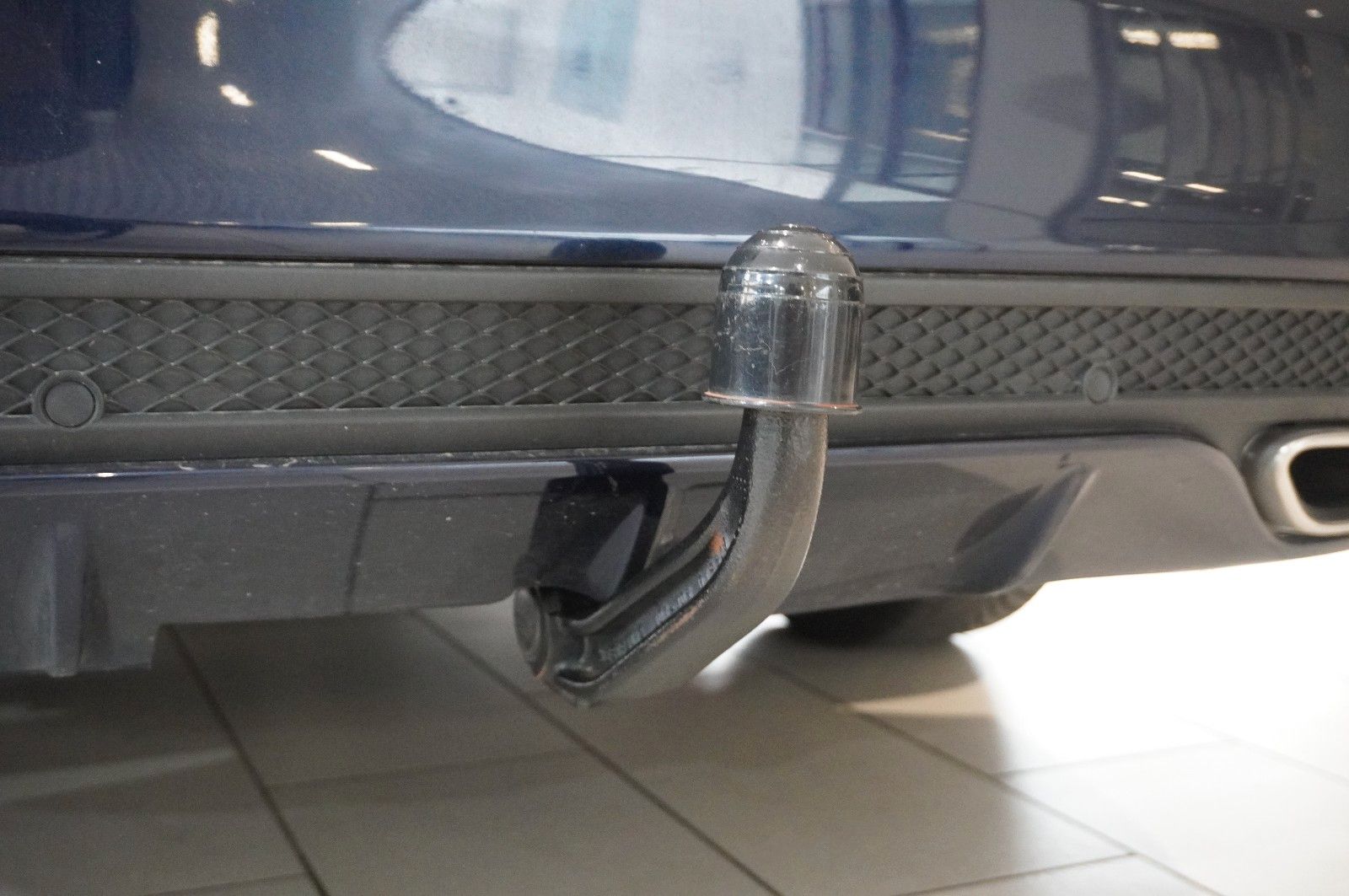 Fahrzeugabbildung Mercedes-Benz C 200 LIM. AMG LINE NAVI/LED/KAMERA/SH/SPORT/AHK