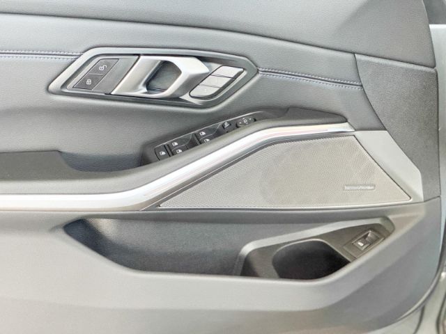 BMW 320 - Bild 15