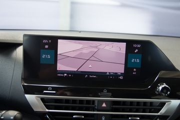 Citroën C4 1.2 Pure Tech 130 Feel KAMERANAVISHZG