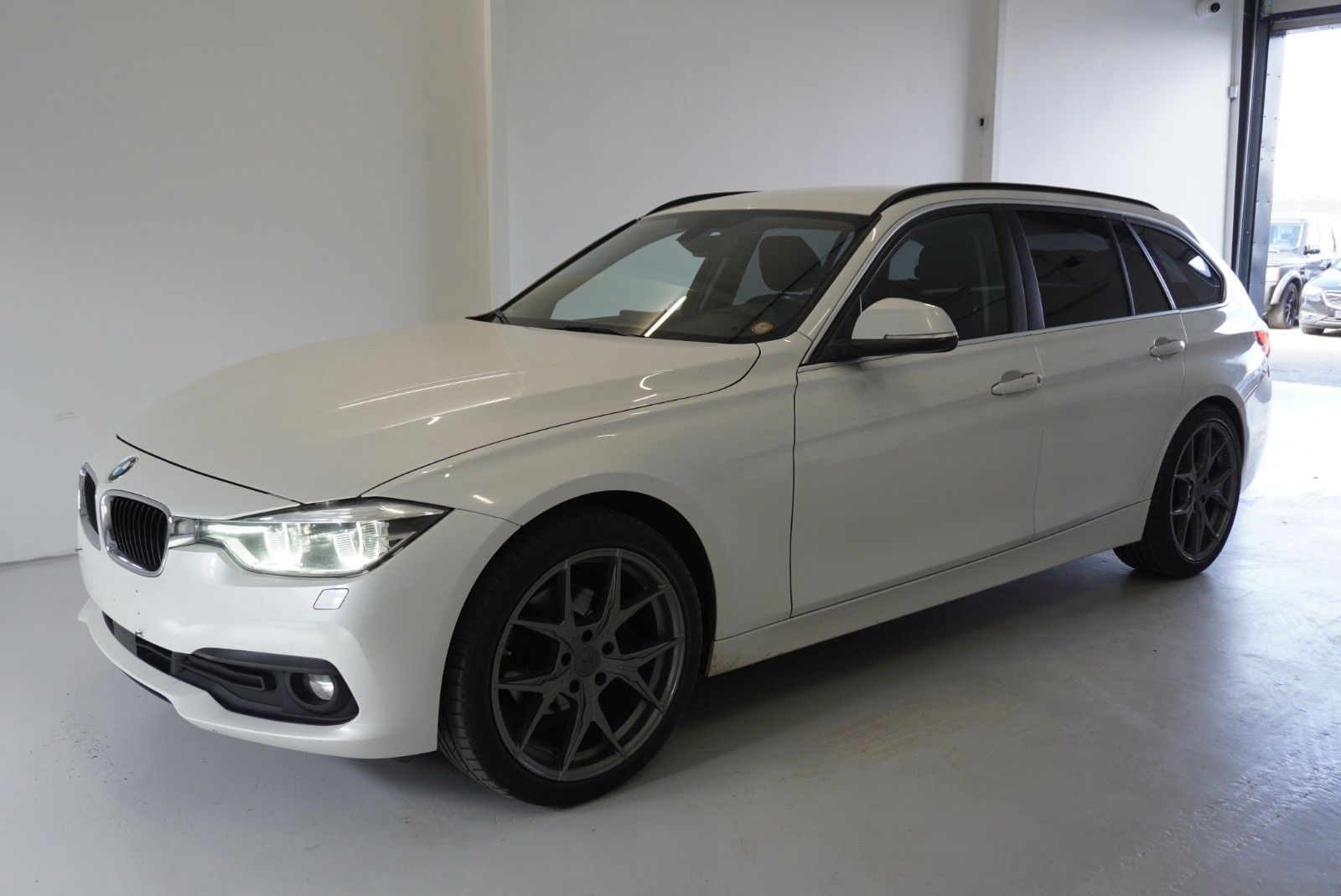 BMW 320 - 1