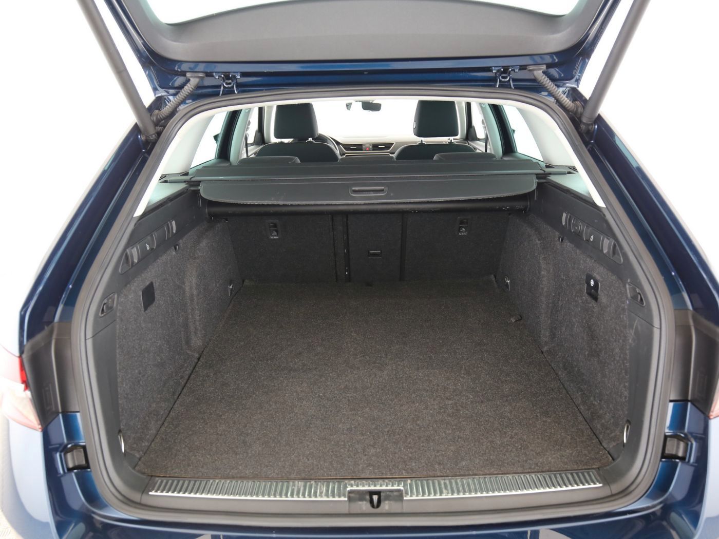 Skoda Superb - Bild 11