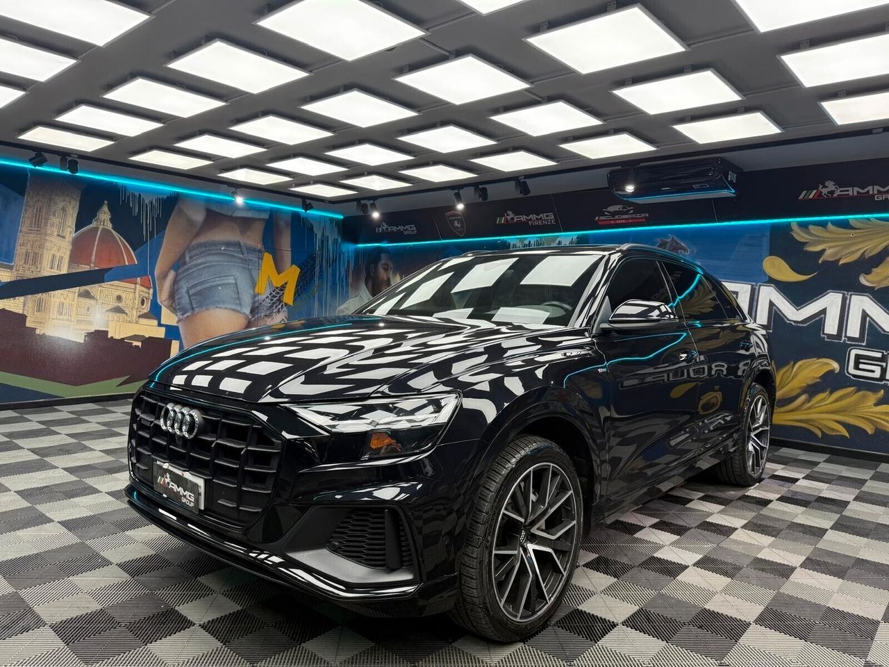 Audi Q8 55 TFSI quattro tiptronic S line EDITION