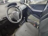 Toyota Yaris Basis*4/5 Türig* - Gebrauchtwagen in Karlsruhe bis 5.000 Euro
