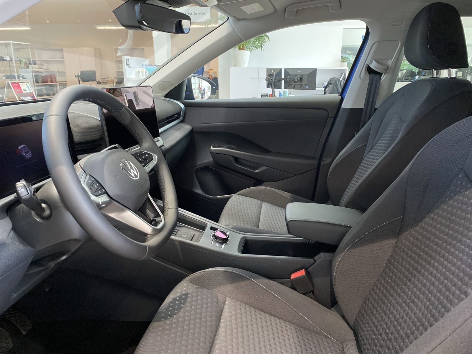 Volkswagen T-Roc - Bild 9