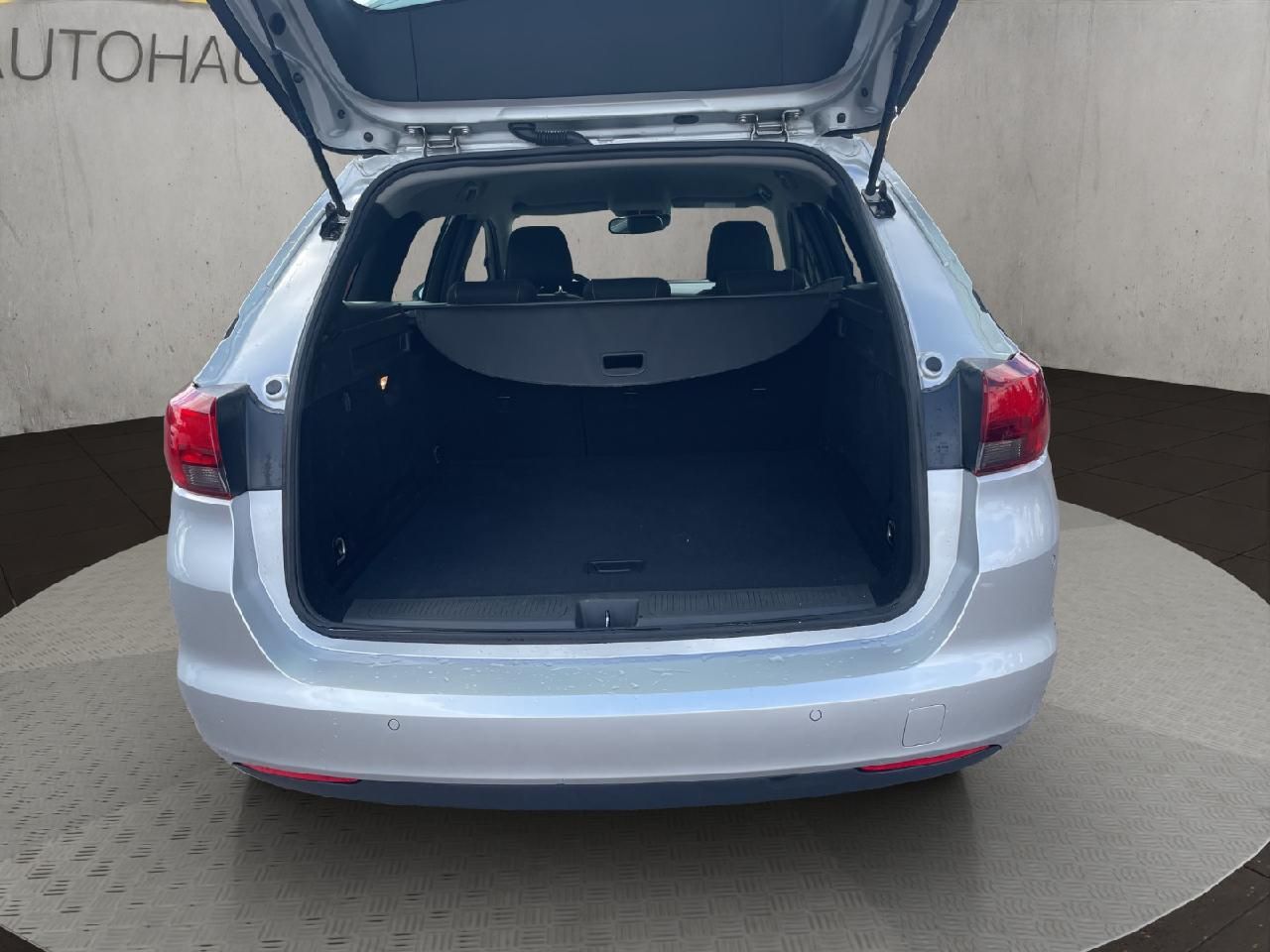 Fahrzeugabbildung Opel Astra K Sports Tourer Edition Start/Stop