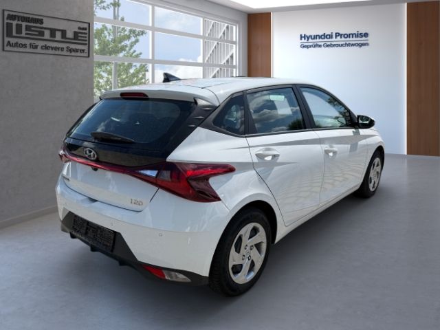 Fahrzeugabbildung Hyundai i20 Essential 1.2 T-GDI +CARPLAY+TEMPOMAT+SHZ+RF