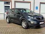 Kia Sportage 2.0 CRDi AWD 184 FIFA WORLD CUP EDITION - Kia Sportage mit Diesel-Antrieb: Geländewagen, 2.0