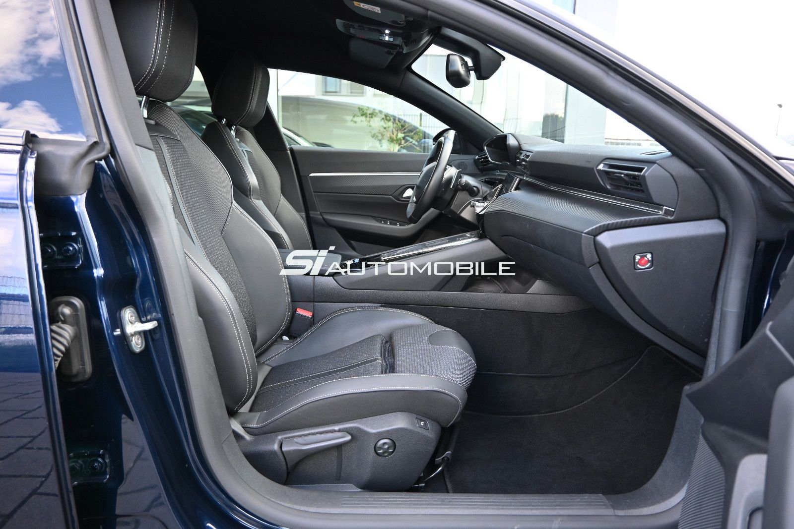 Fahrzeugabbildung Peugeot 508 Plug-In Hybrid 225 e-EAT8 Allure °ACC°MATRIX