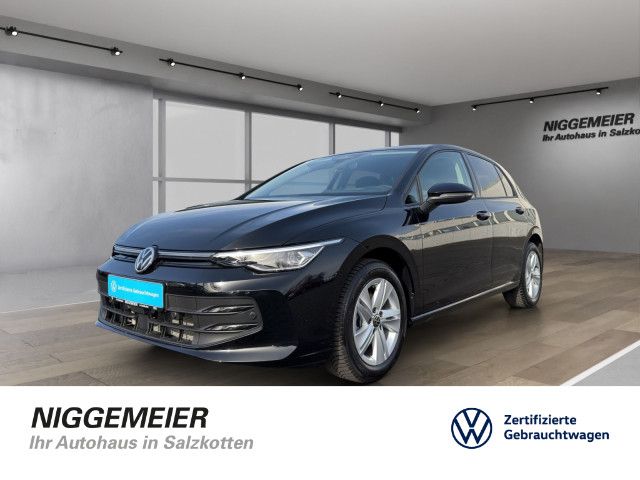 Volkswagen Golf VIII 1.5TSI Life NAVI+KAMERA+ACC+APP-CONNEC