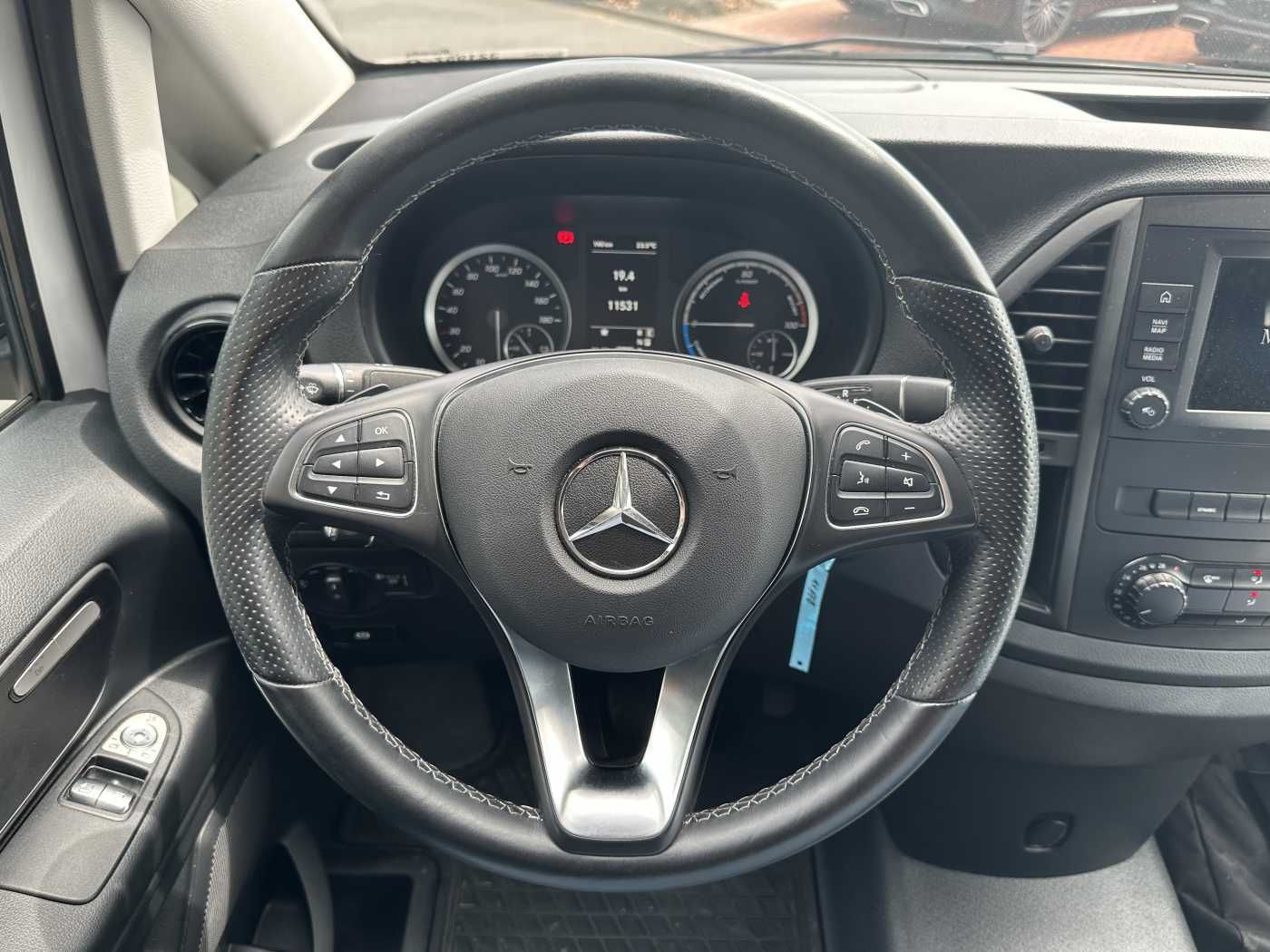 Fahrzeugabbildung Mercedes-Benz eVito 112 Klima Kamera Navi SHZ Tempomat