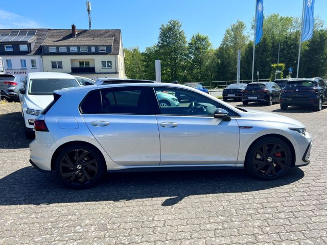 Golf GTI VIII 2.0 TSI IQ Light Navi Panorama 18 