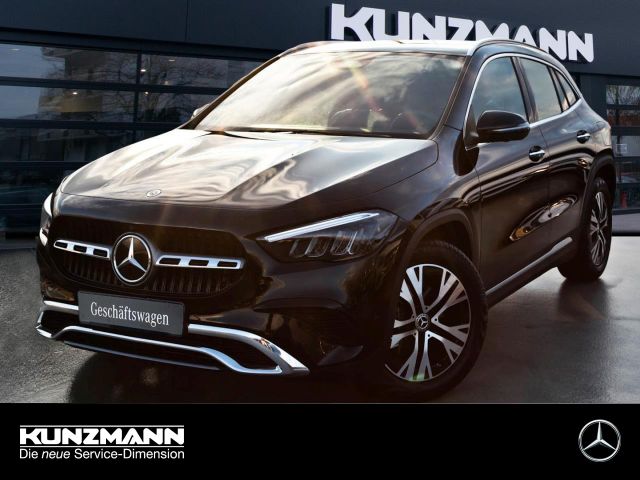 Mercedes-Benz GLA 180 Progressive MBUXNavi-Prem. AHK 360°