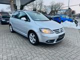Volkswagen Golf Plus V United 1,6 L 102 PS ! !PDC"SHZ"KLIMA - gebrauchte VW Golf Plus aus dem Jahr 2008