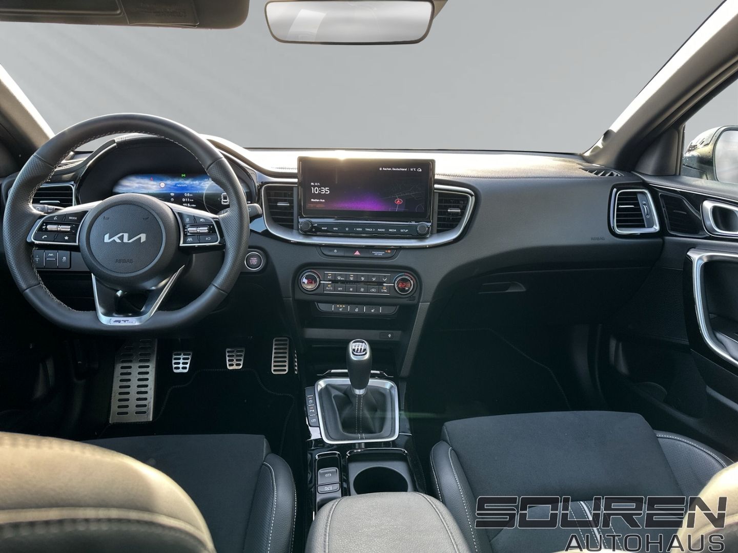 Fahrzeugabbildung Kia Ceed 1.5 T-GDI GT-Line GLASDACH TEC-& LED-Paket