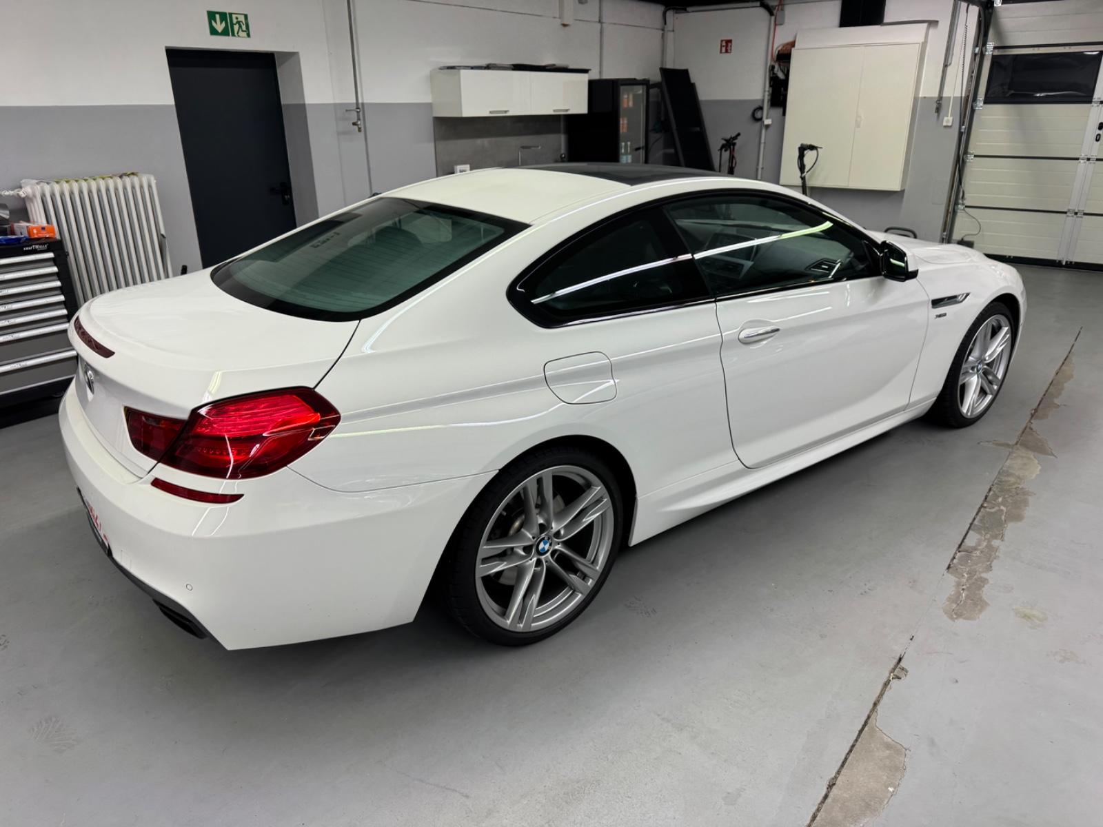 BMW 650 i xDrive Coupé V8 408 ch – Pack M – Toit panoramique – Sièges confort ventilés et chauffants – HUD – Caméras 360°