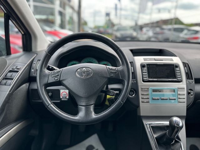Toyota Corolla Verso 1.8 Executive *7-Sitzer*