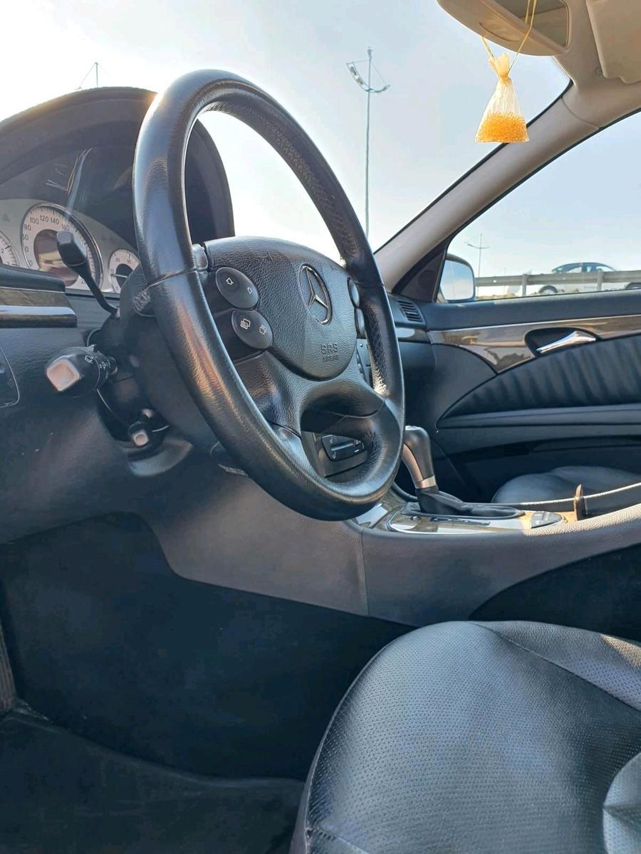 Mercedes-Benz E320 2007 — photo 5