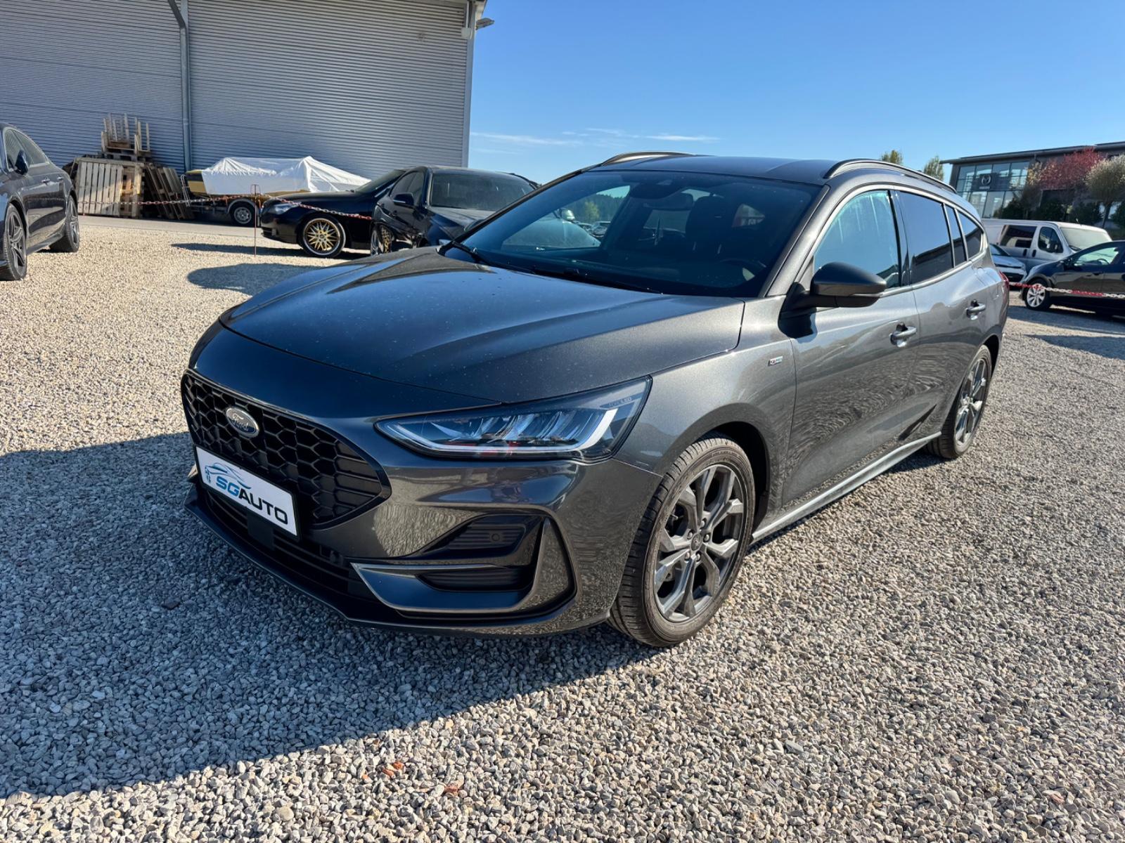 Ford Focus Turnier ST-Line X APPLE/ANDR STZH LED