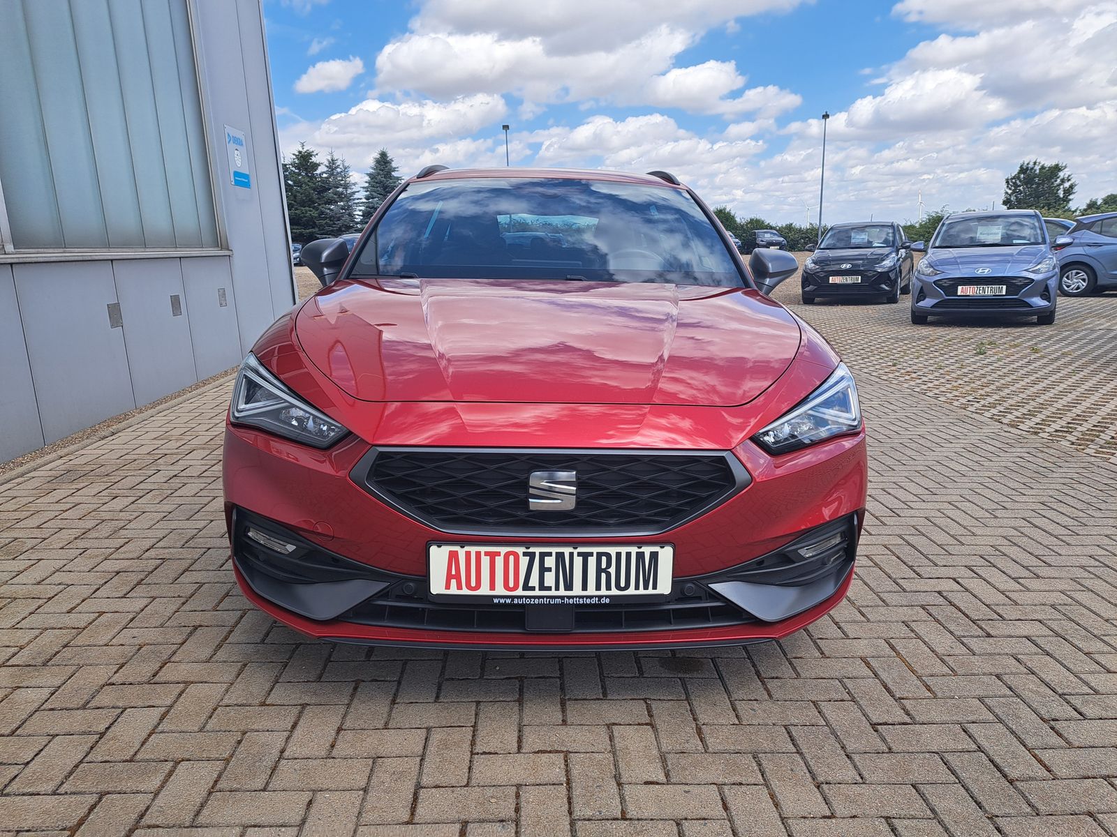 Fahrzeugabbildung SEAT Leon FR ST eTSI LED NAVI PARK-ASSISTENT