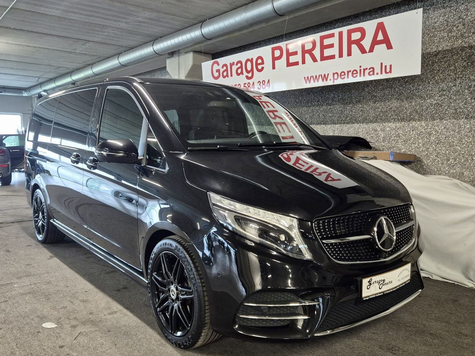 Mercedes-Benz V 250 D AMG LINE 6 SITZE BURMESTER PANO CUIR NAV