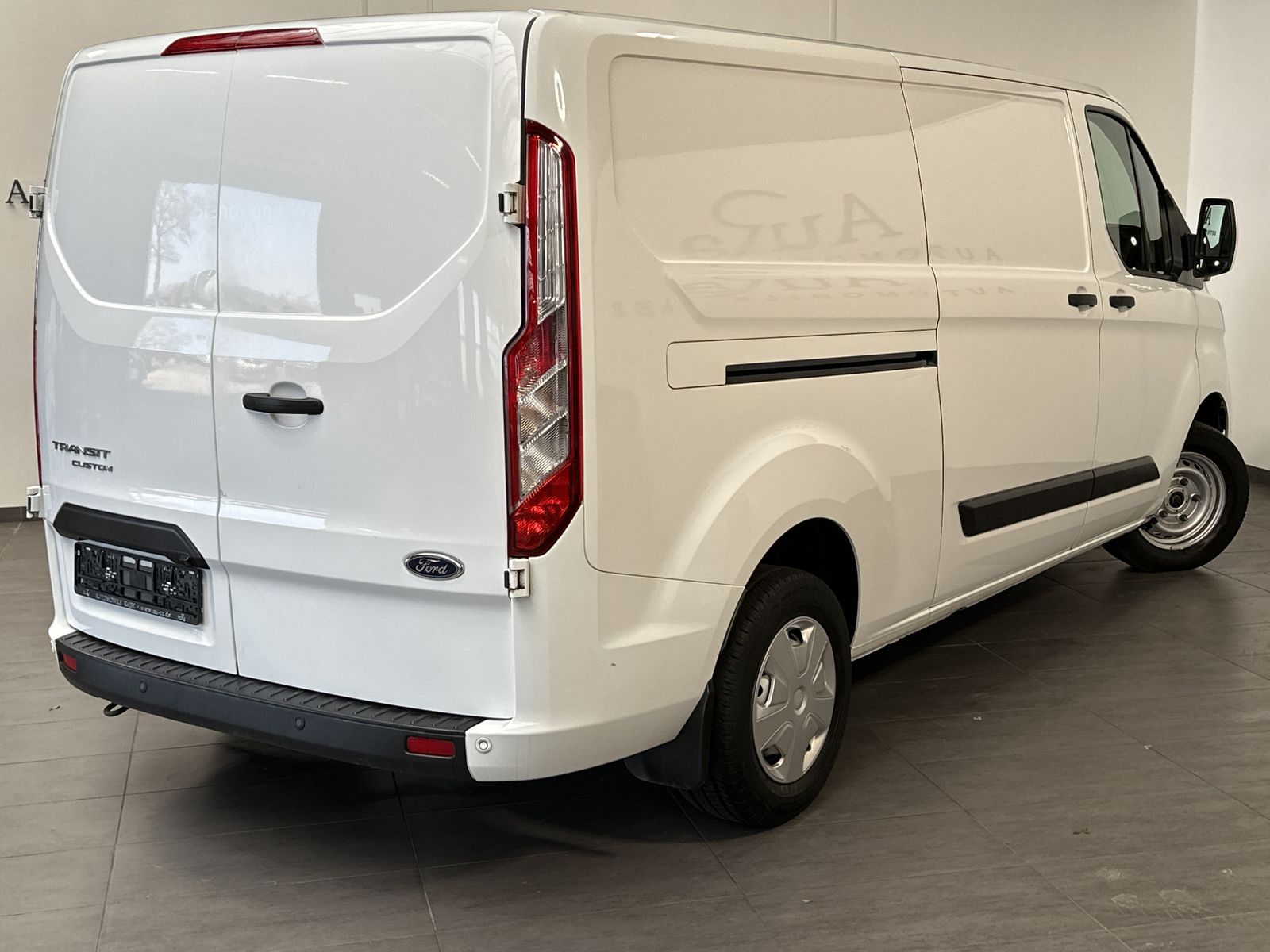 Fahrzeugabbildung Ford Custom 300 L2 NAV+BLUETOOTH+KAMERA+KLIMA+SHZ+ACC