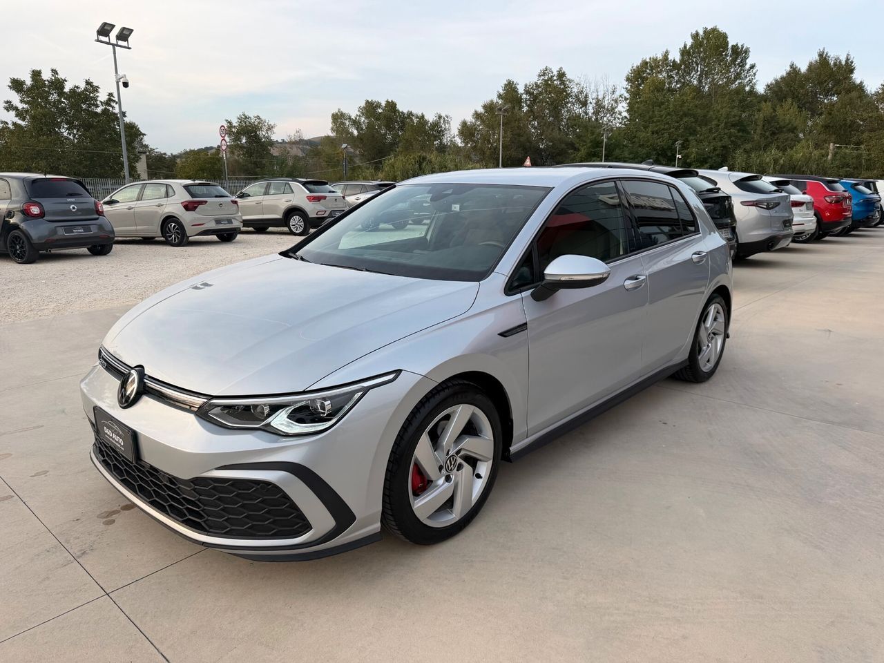 Volkswagen Golf 2.0 TDI DSG GTD imagem 2