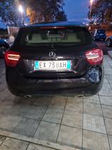 Mercedes-Benz Mercedes-benz A 200 CDI Premium - Mercedes-Benz A 200 aus 2013 mit Diesel-Antrieb: Limousine