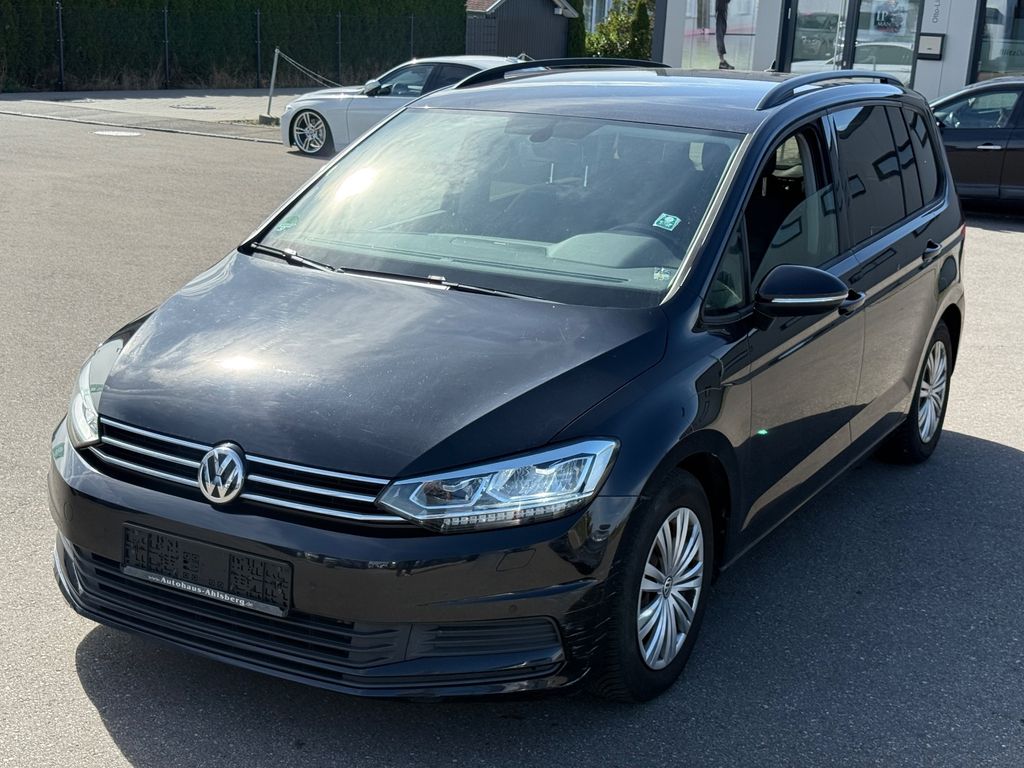 Image of Volkswagen Touran