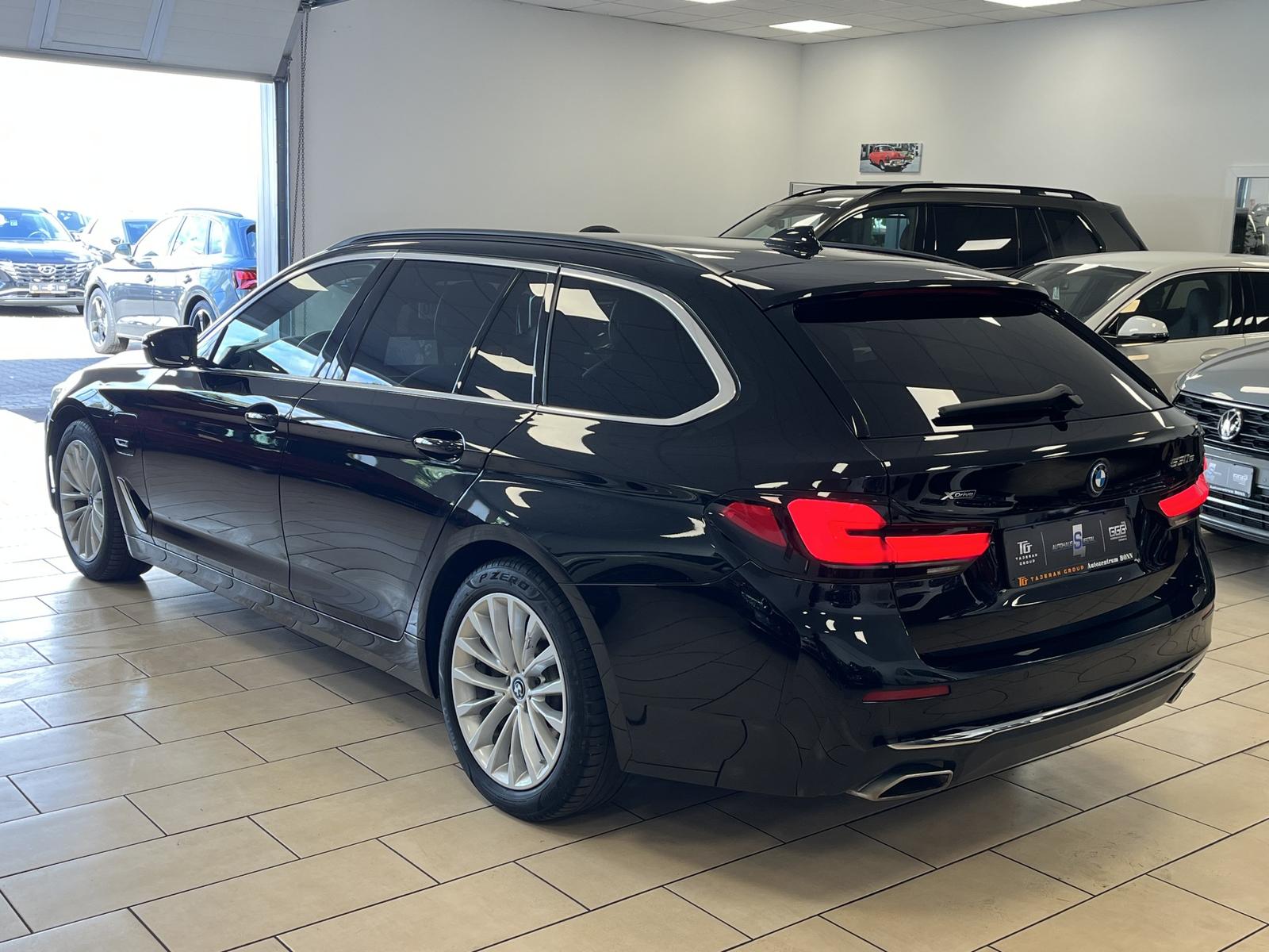BMW 530 e xDrive Luxury-Line Navi*Leder*LED*CarPlay
