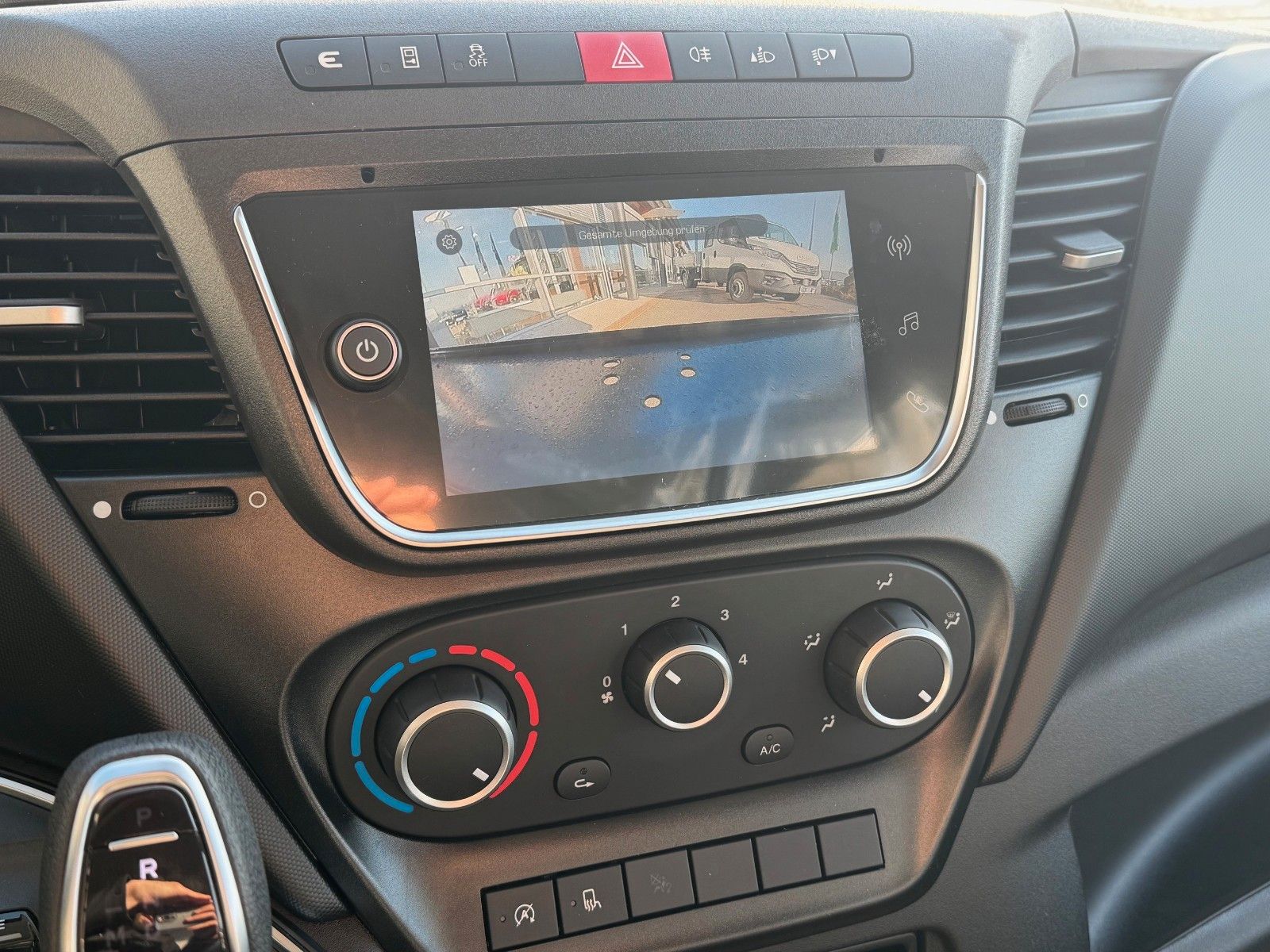 Fahrzeugabbildung Iveco Daily 35S14 A8*R3.450mm*Automatik*Kamera*2Sitze*