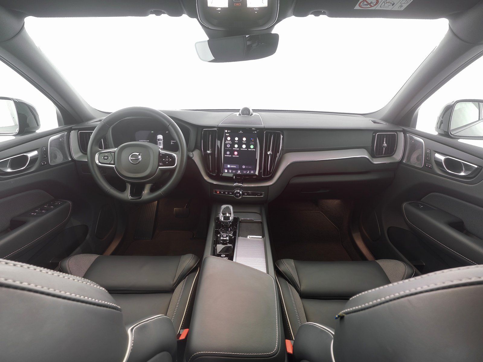 Volvo XC60 T8 Recharge AWD Ultra Black Edition B&W*21" imagem 3