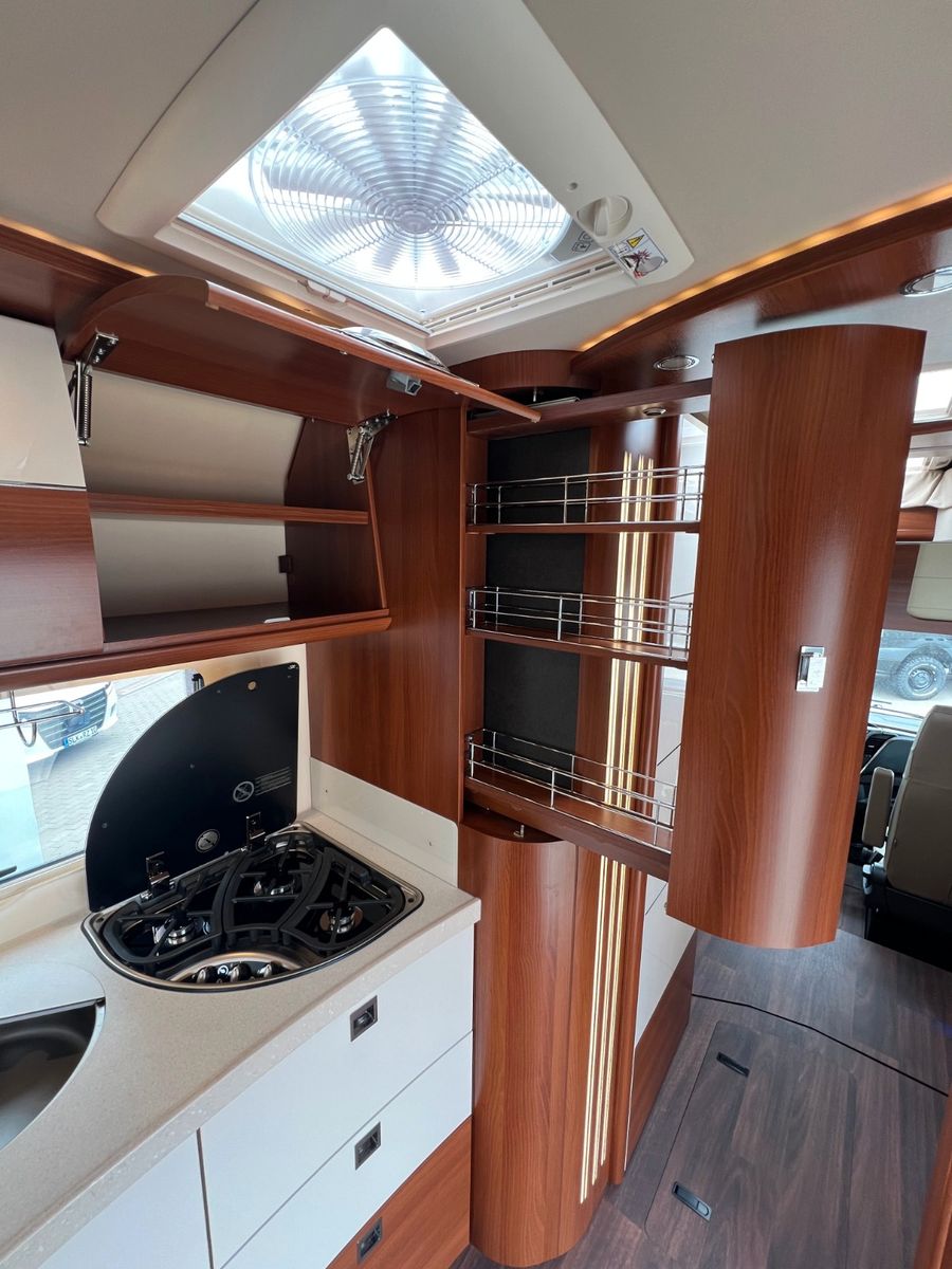 Fahrzeugabbildung Carthago Liner-for-two I 53 L Iveco