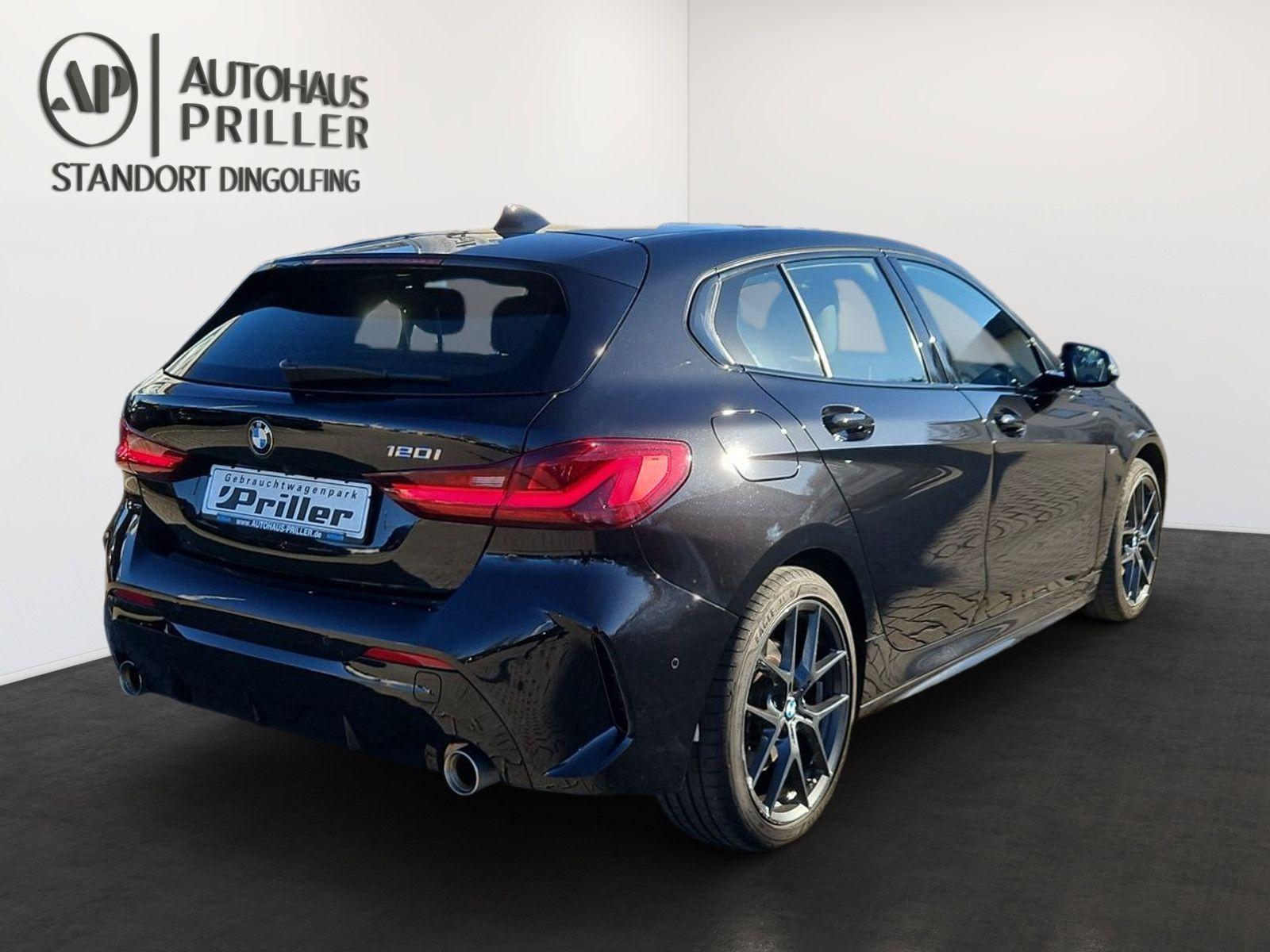 BMW 1 Series i M Sport/NAVI/AHK/LED/RTTI/HUD/LiveCockpit, миниатюра 4