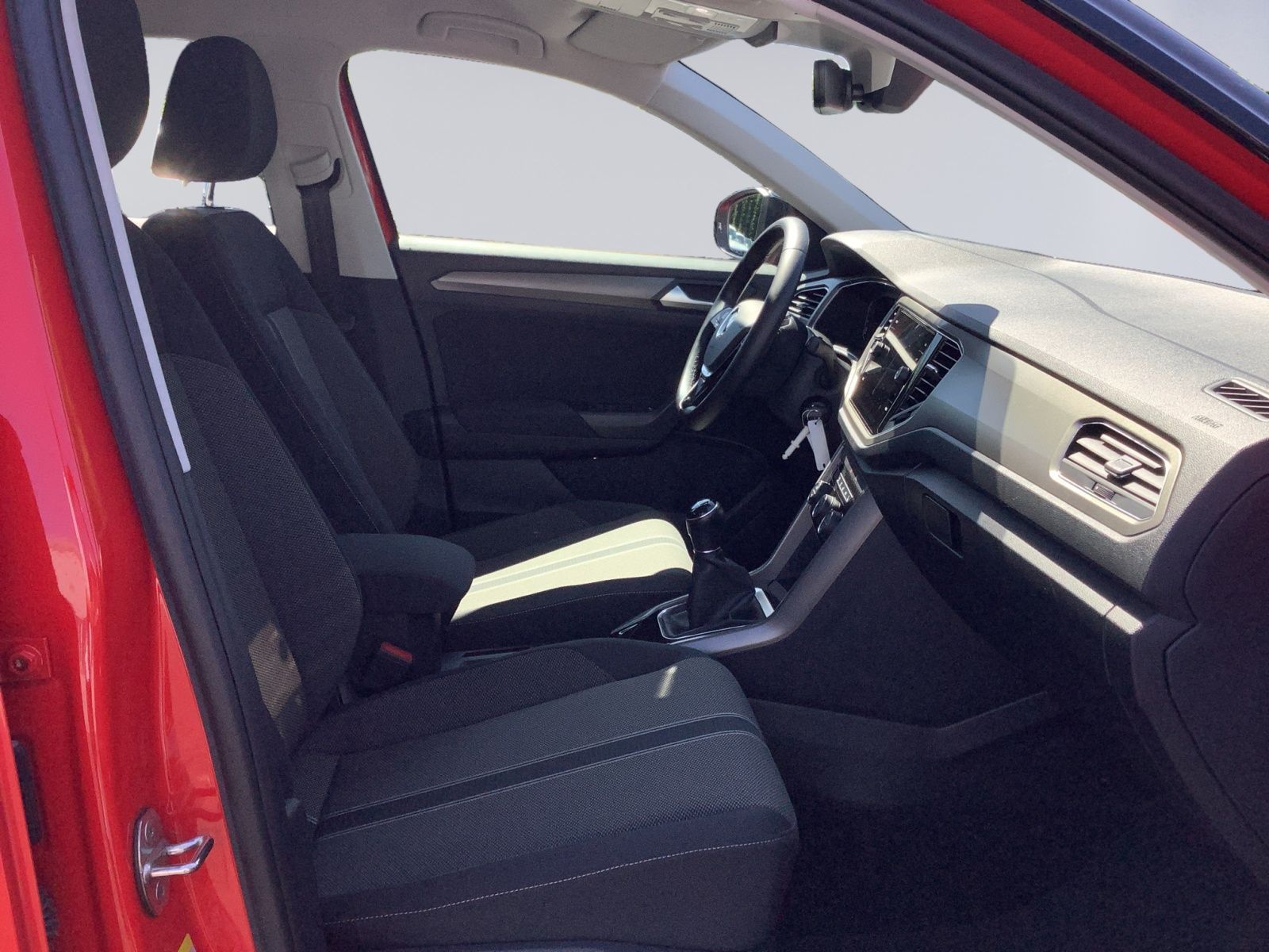 Volkswagen T-Roc - Bild 15