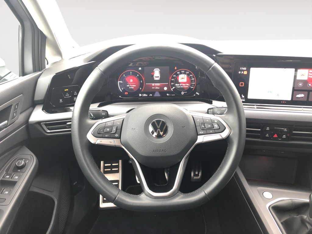 Fahrzeugabbildung Volkswagen Golf Variant 2.0 TDI Life AHZV ACC Navi