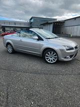 Ford Focus Cabrio 2.0 16 V - Ford Mondeo aus 2009: 2.0