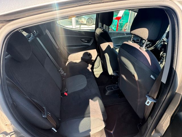 LANCIA Ypsilon Gold
