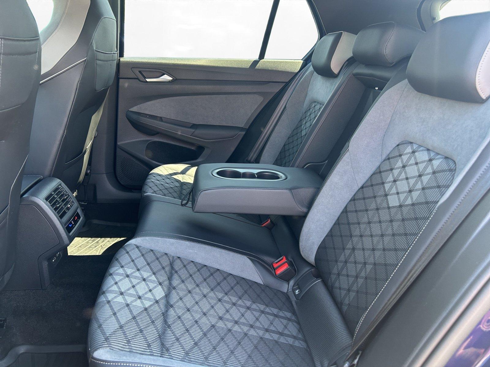Volkswagen Golf VIII 2.0 TDI DSG R-Line NAVI LED ACC, миниатюра 11