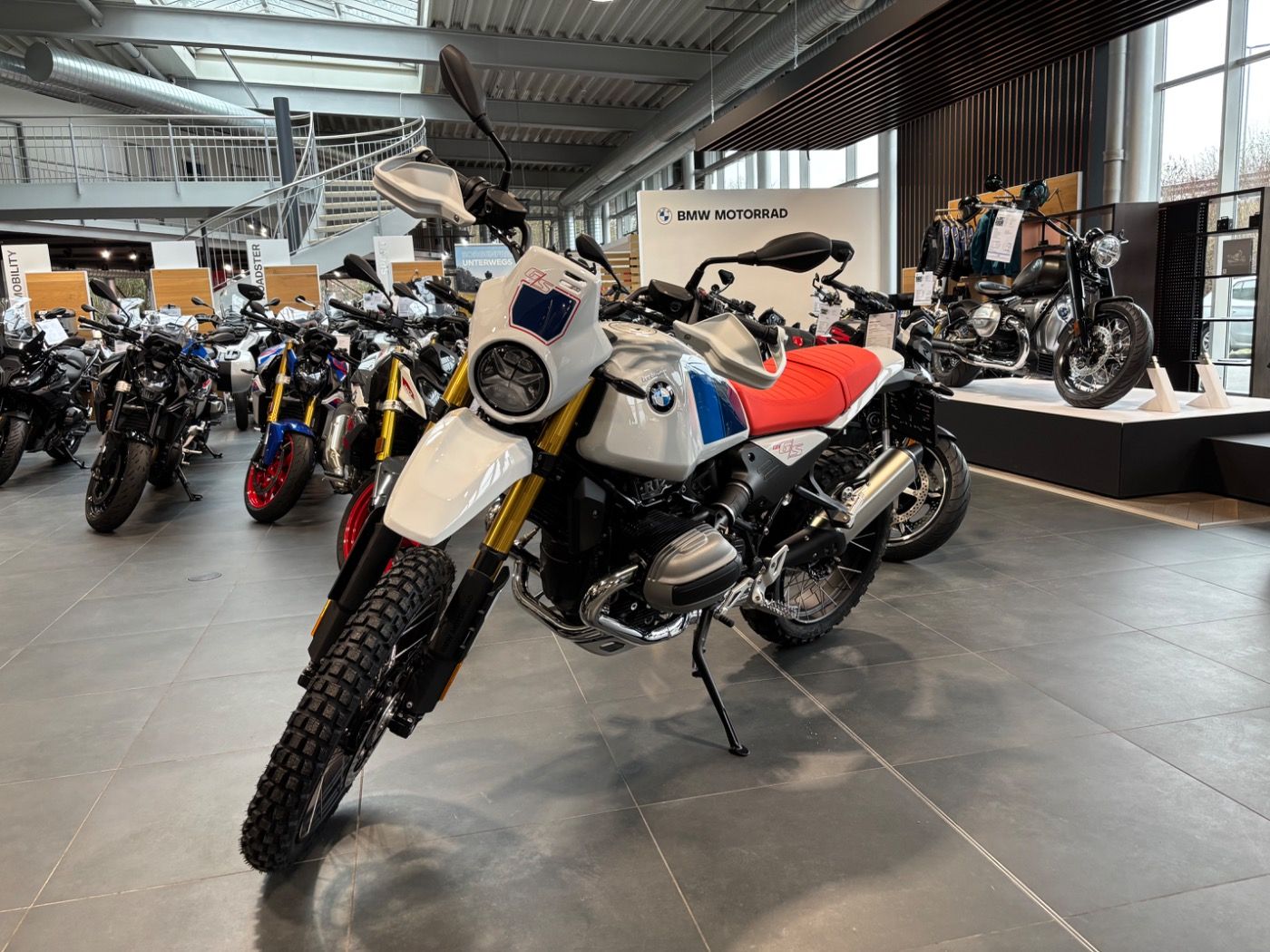 Fahrzeugabbildung BMW R 12 G/S Komfort-Paket Enduro-Paket Pro