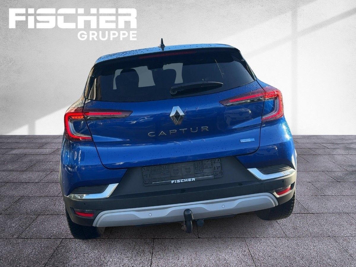 Fahrzeugabbildung Renault Captur INTENS Plug-in 160 AHK