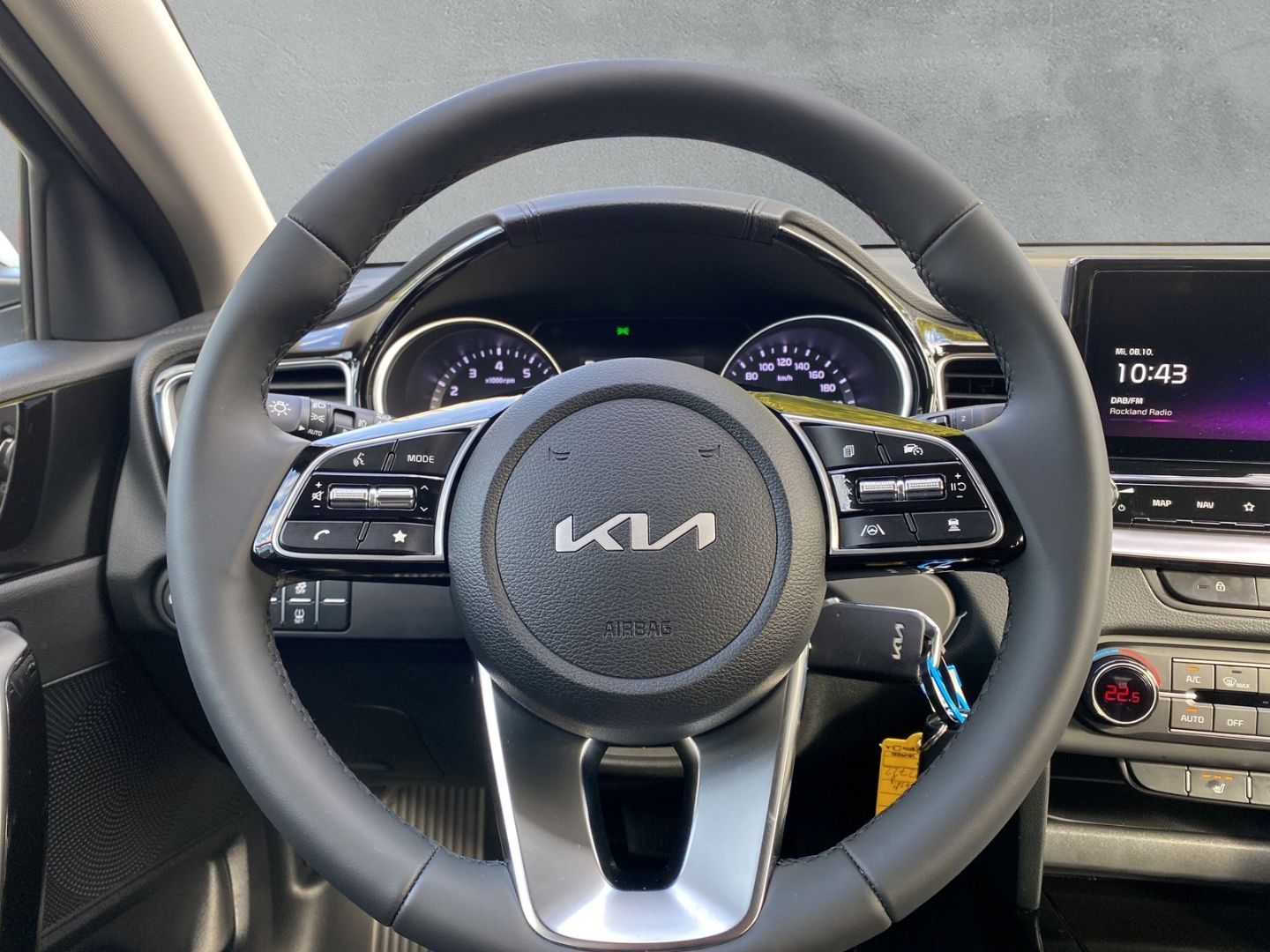 Fahrzeugabbildung Kia Ceed_sw VISION 1.5 T-GDI *KOMFORT-PLUS-PAKET*NAV