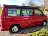 Volkswagen VW T6 California Beach - rote Volkswagen T6 California